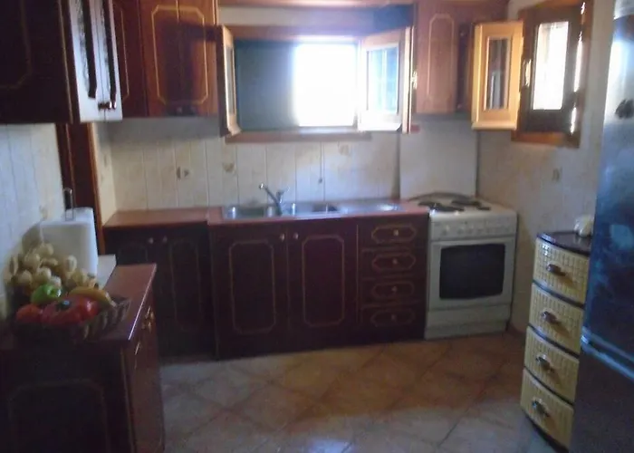 Eleni's House In Valanio