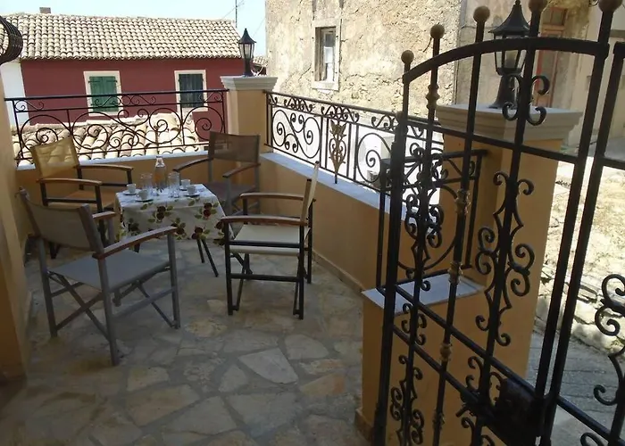 Eleni's House In Villa *