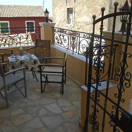 Eleni's House In Villa *